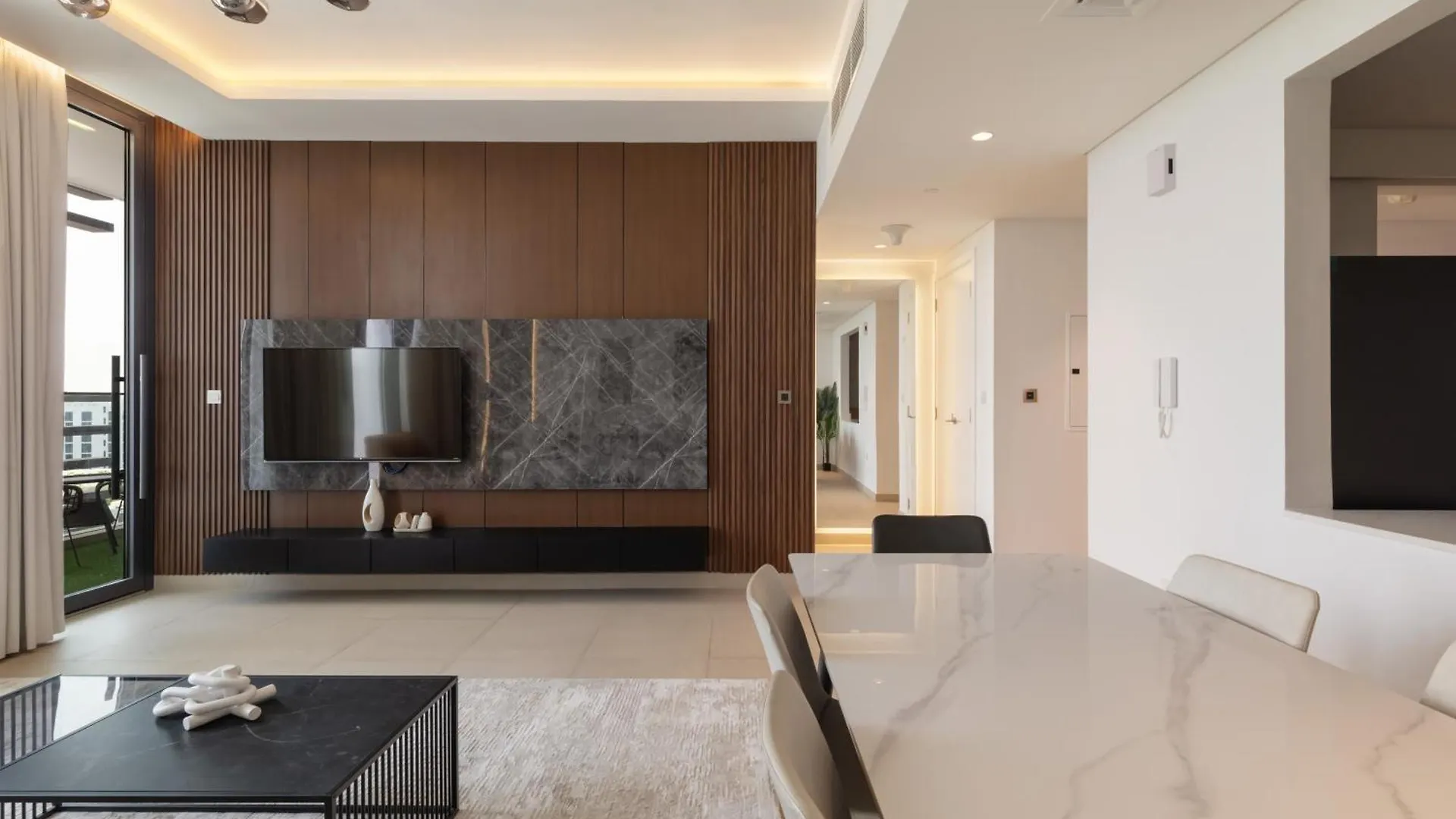 Sahab - Luxury 1Br Apt -High Floor At Misk Sharjah Apartment
